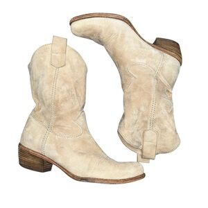 Alberto Fermani Tan Heeled Boots